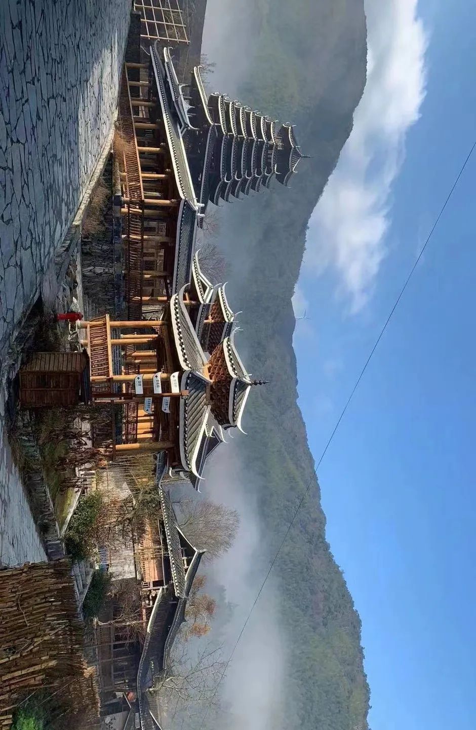 DƬ